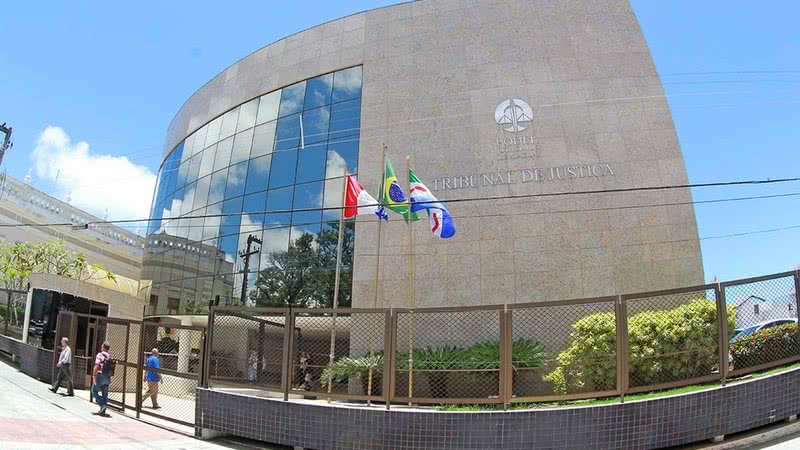 Fachada do Tribunal de Justiça de Alagoas, no Centro de Maceió, em foto de arquivo