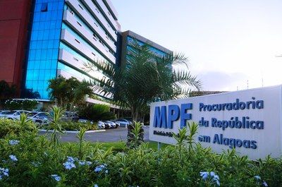 Fachada da sede do Ministério Público Federal em Maceió em fotografia de arquivo