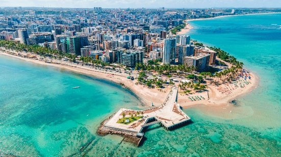 Foto de arquivo do Marco dos Corais, na orla de Maceió